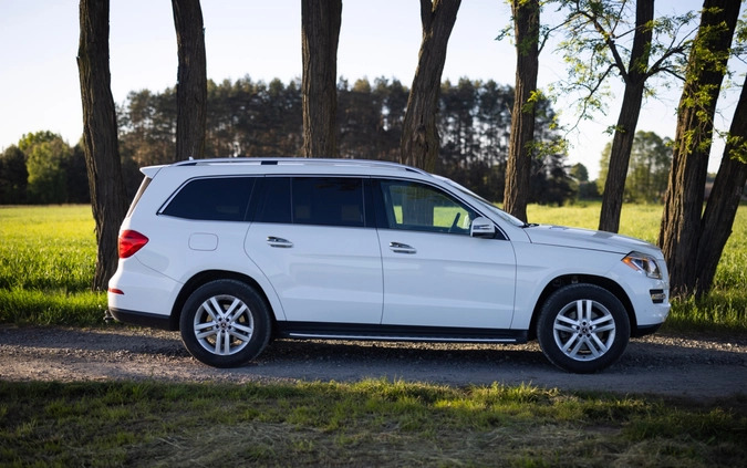 Mercedes-Benz GL cena 157500 przebieg: 102141, rok produkcji 2016 z Szklarska Poręba małe 436